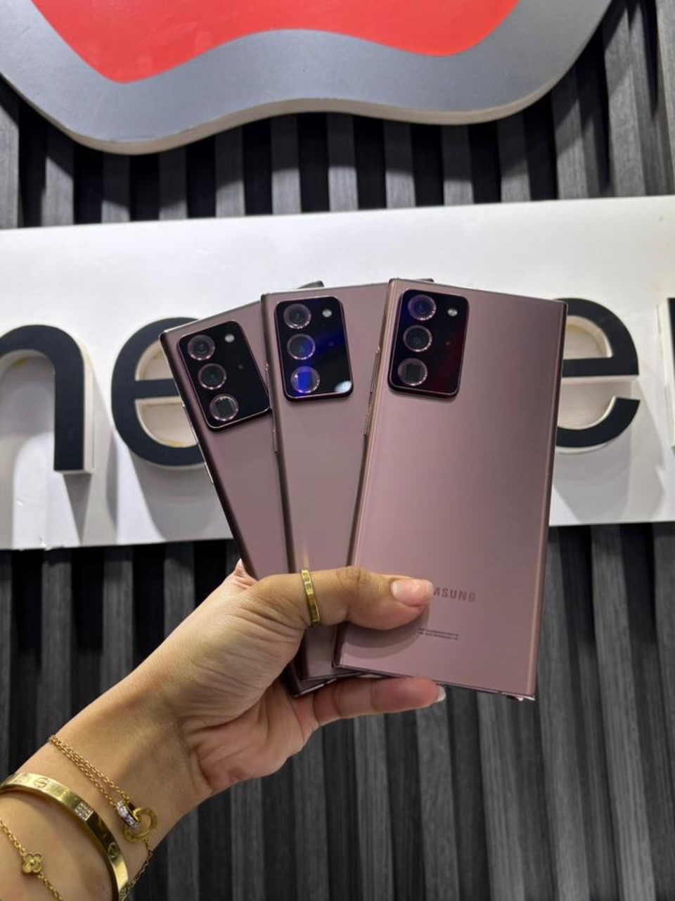 Samsung Galaxy Note 20 - Image 1